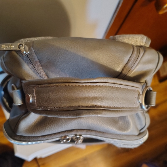 Itzy Ritzy Boss Plus - Picture 3 of 8